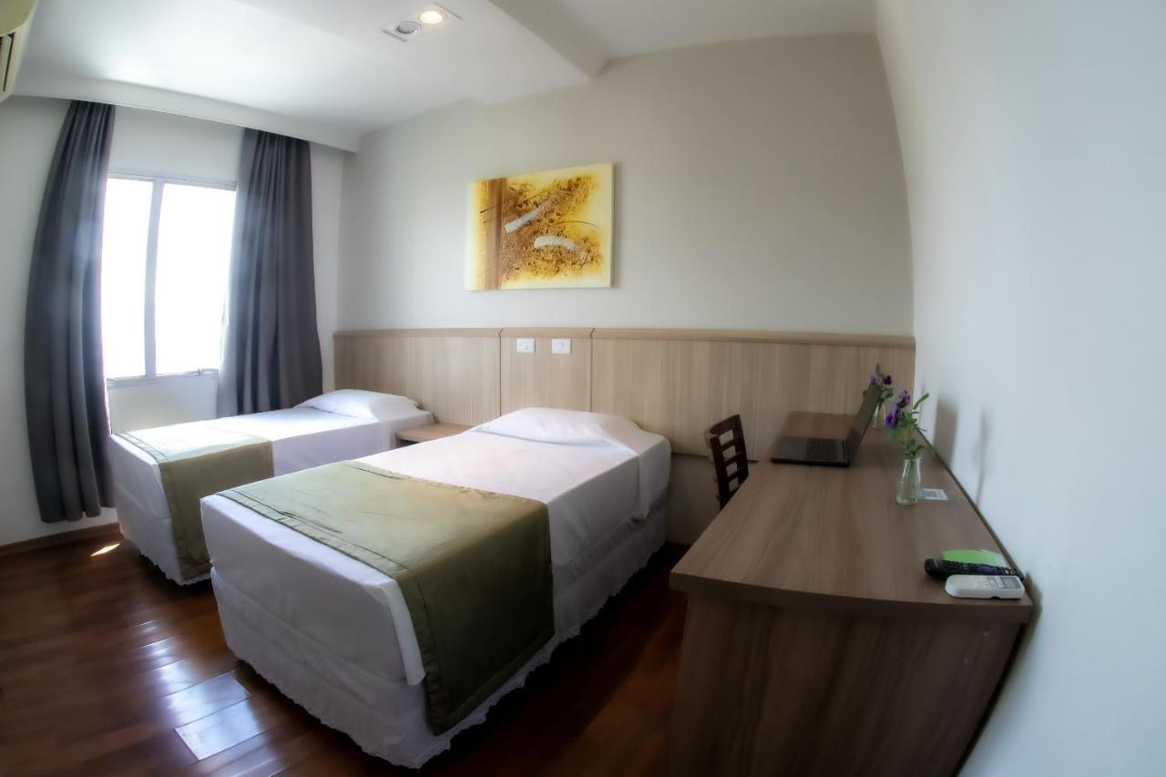 Hotel Nacional Inn Porto Alegre - Proximo Ao Complexo Hospitalar Santa Casa E Ufrgs 外观 照片