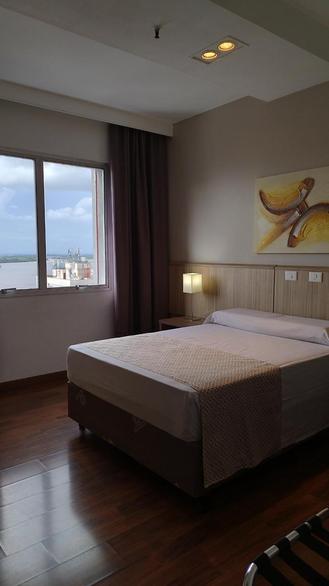 Hotel Nacional Inn Porto Alegre - Proximo Ao Complexo Hospitalar Santa Casa E Ufrgs 外观 照片